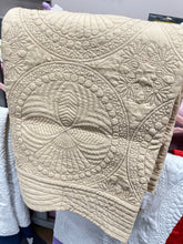 Load image into Gallery viewer, Heirloom Quilts