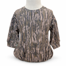 Load image into Gallery viewer, Long Sleeve Camo Cutie Bubble

