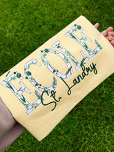 Load image into Gallery viewer, Wildflower Font Spirit Tee
