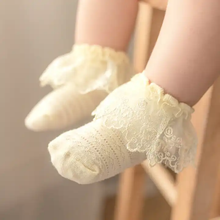 Load image into Gallery viewer, Lace Dress Socks
