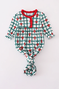 I'm the Present Knotted Gown