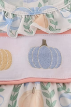 Load image into Gallery viewer, Pretty Pumpkin Bubble
