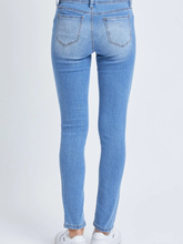 Load image into Gallery viewer, M2633 Washed Girls Skinny Denim
